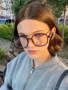 I m reading a book and i can t concentrate i have a lot of thoughts in