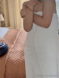 Guess if i m wearing panties part 7