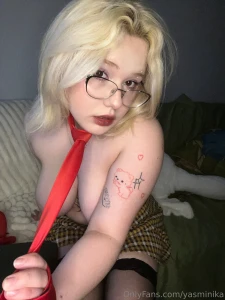 Now it s cloudy and raining outside and i thought maybe you also don t part 1