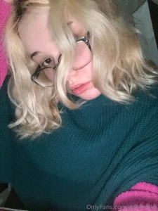 While i m having breakfast i want to remind you that it s a pretty hot part 1