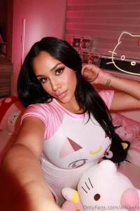 Hey guys join my live show tonight im back and things are going to get part 2