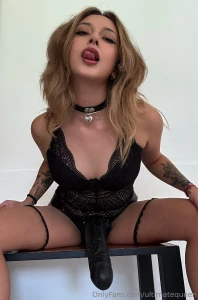 Let mommy play with you