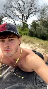 Hint if you re ever bored at the beach sit behind me and i ll put on a