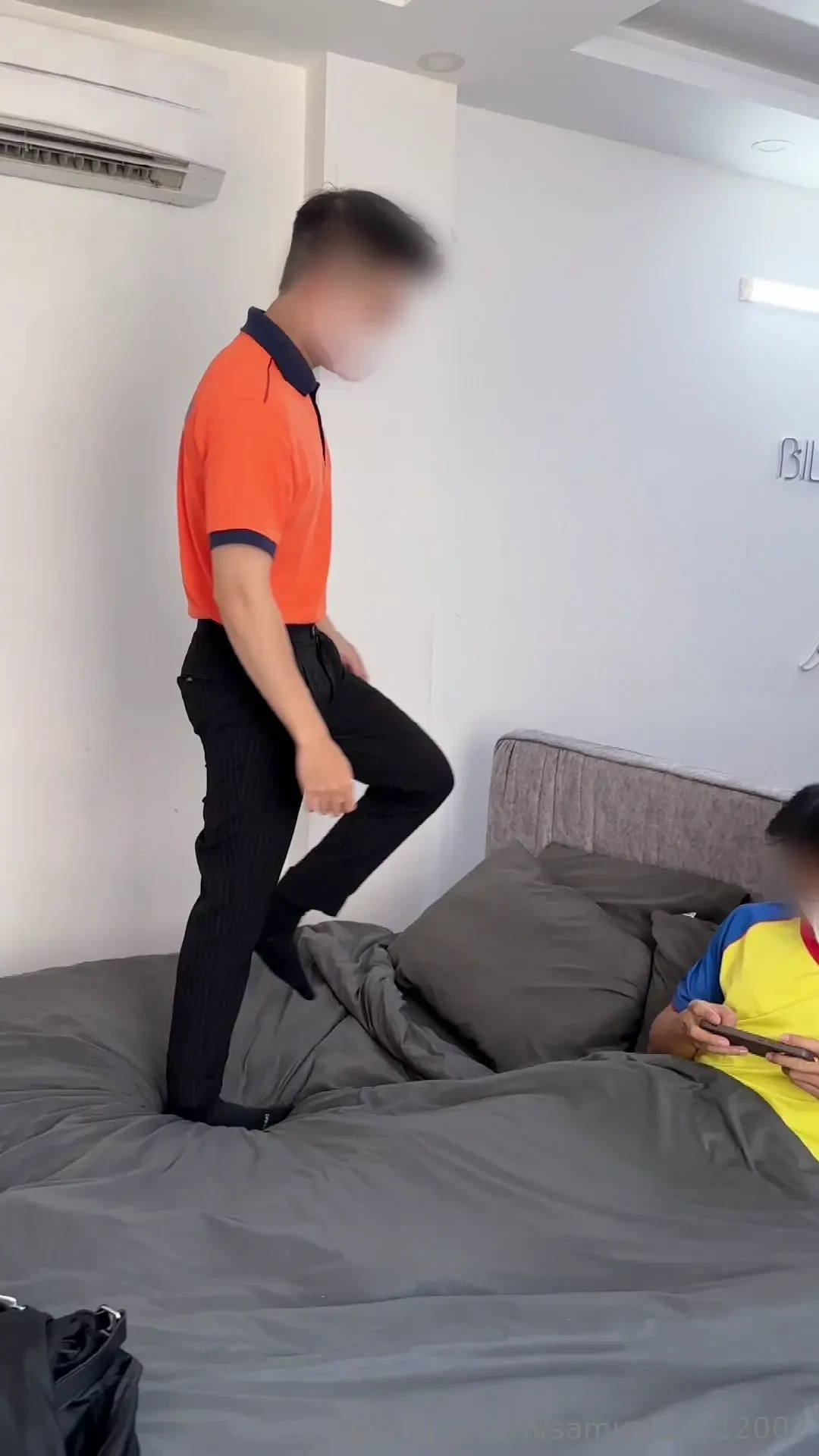 K t c x sinh vi n th v 