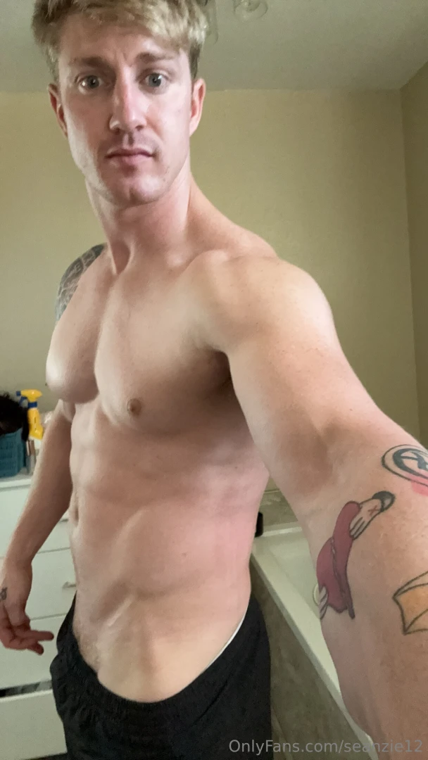 Message me if you want ppv content i have tonssss part 1 