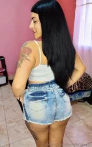 A curvy brunette with a charming smile and deep gaze who radiates part 2