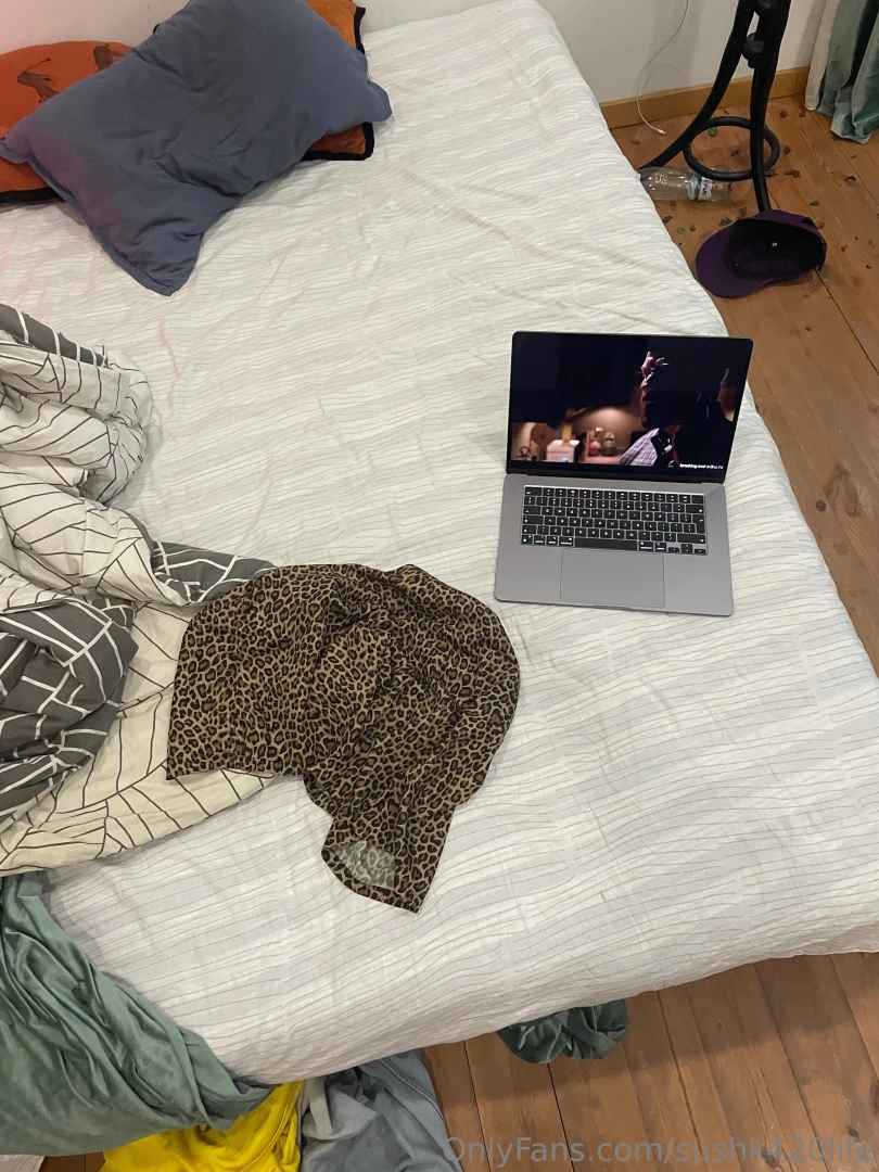 Spending my days watching chemistry teacher trying nbsp to make living 