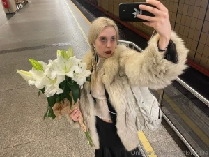 Give flowers to the ones you love