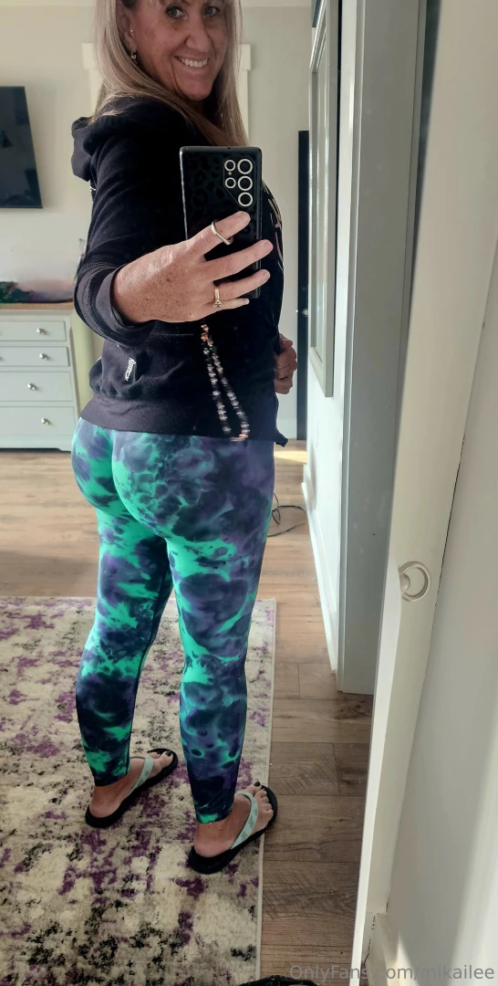 Phat ass friday i m ready for a really fun weekend 