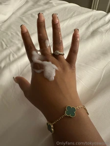 Did you miss me new bg vid check messages