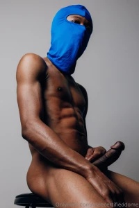 Just a few sexy photos that i took of slimreaper2k25 leo a few weeks part 5