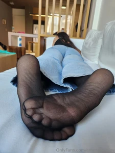 Black nylon feet
