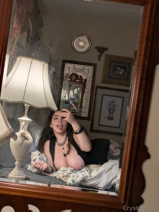 What you would see in bed during a sleepover part 1