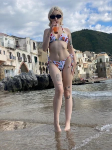 Reopening the discord invite link in my bio now that i m back from