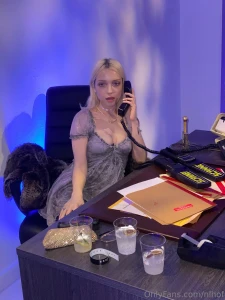 This is where i sext from i m a cia operative