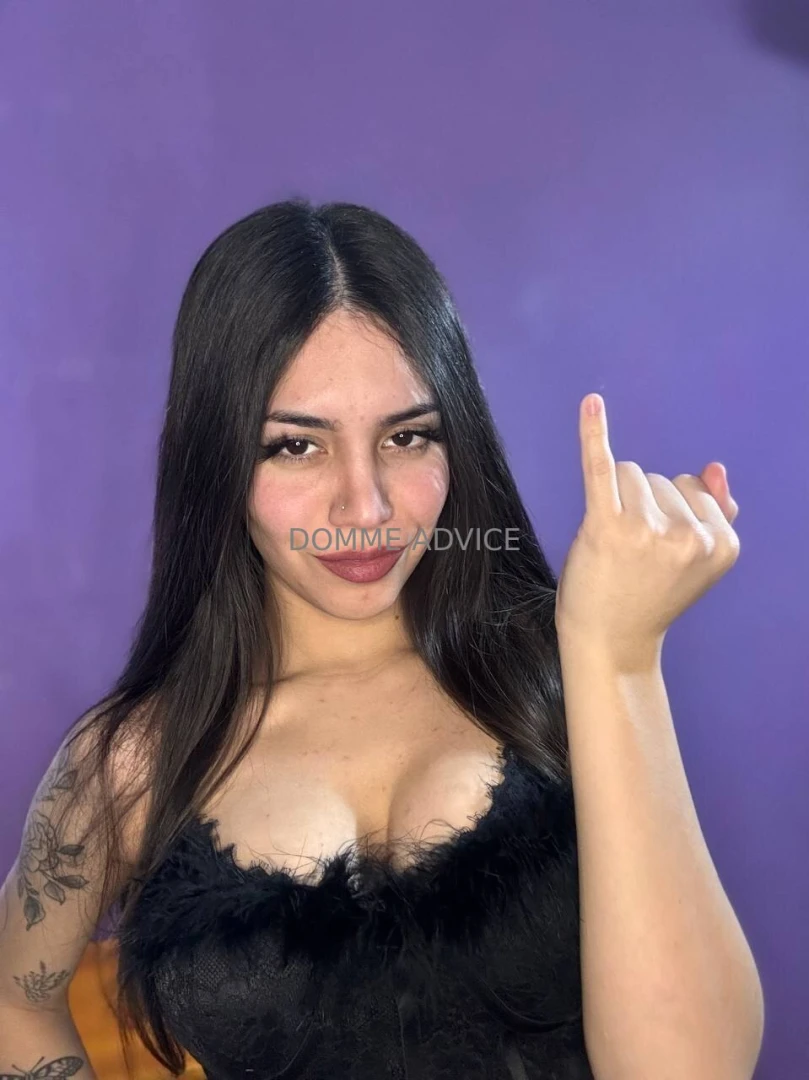 Same length as my pinkie hehe 