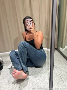 Took a few toe pics at the fitting room just blessed ur eyes ur