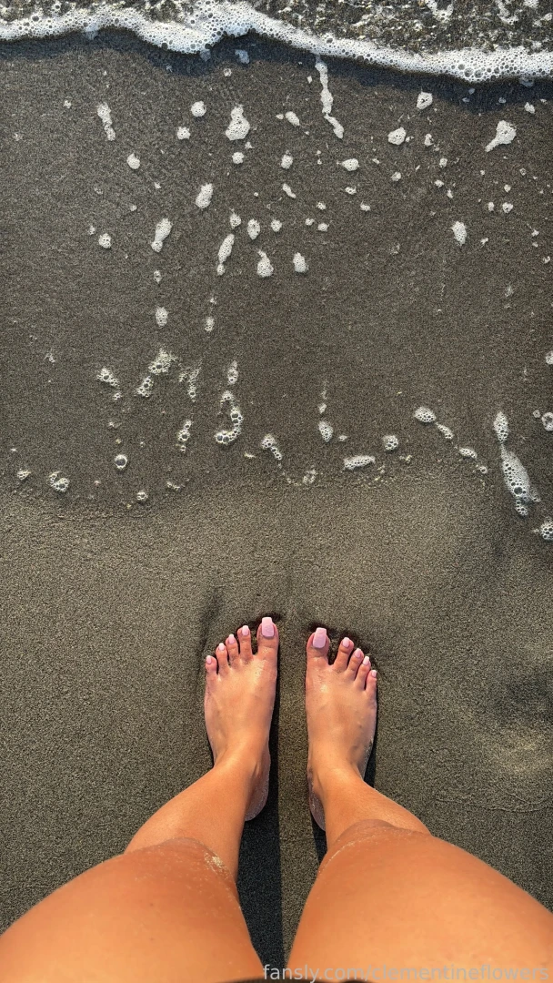 Pink toes at the beach best decision ever part 3 