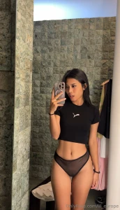 The lighting here kinda makes everything look extra tempting would you