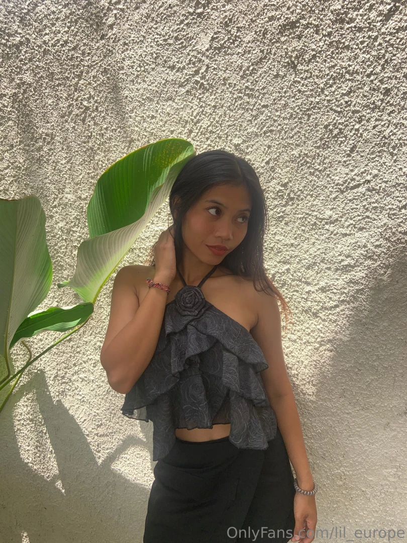 Can i be your tropical daydream 