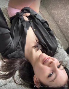 Ensimm inen kerta niin tuhma ettet usko silmi si pikku milana riisuu