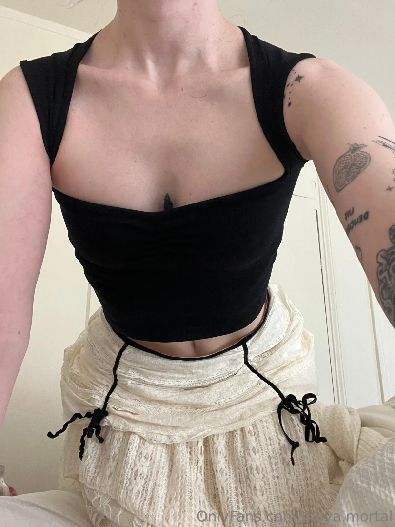 Ootd happy saturday everyone message me if you want a video of me part 1 