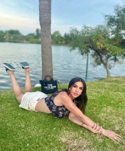 With full makeup i m a completely different person there are