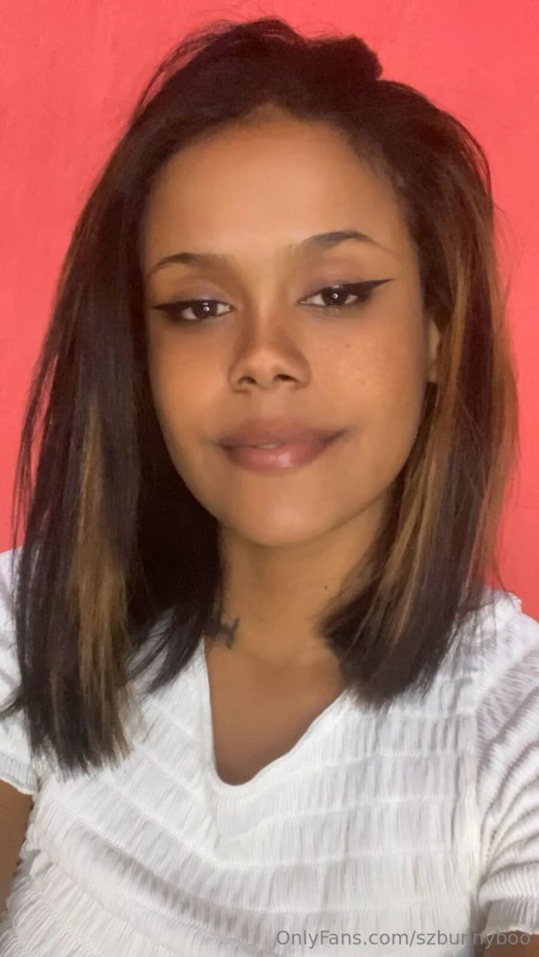 Does my face deserve your cum 