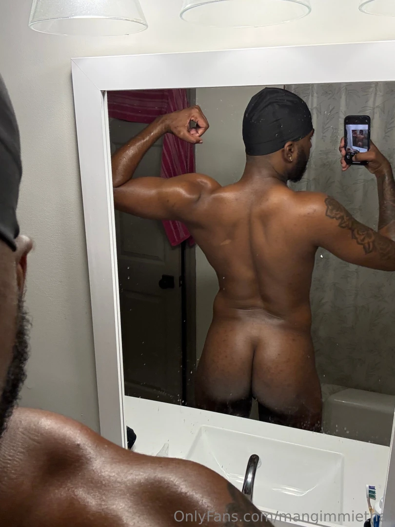 Was really bored trynna take ass pics fresh out the shower ended up part 1 