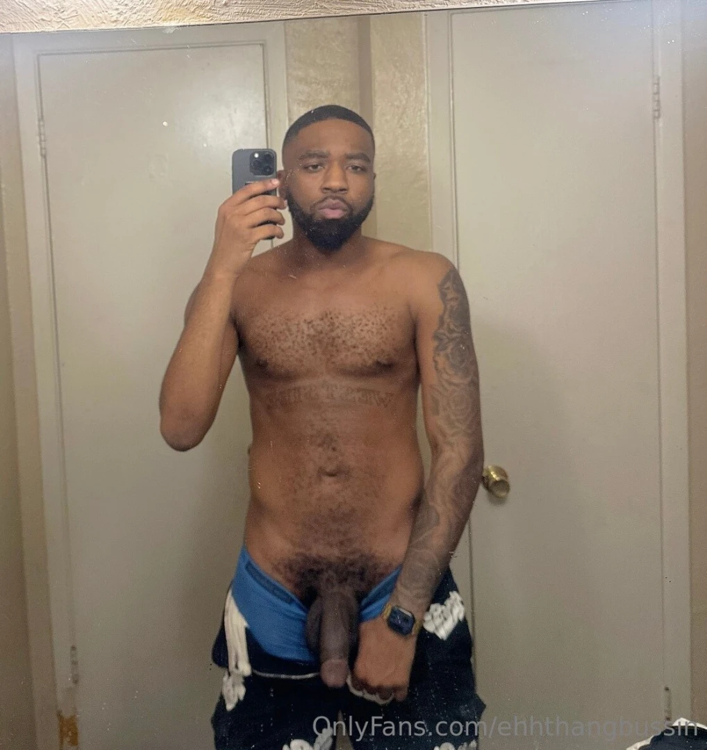 Daddy just got his haircut shoot me a dm send me some love 