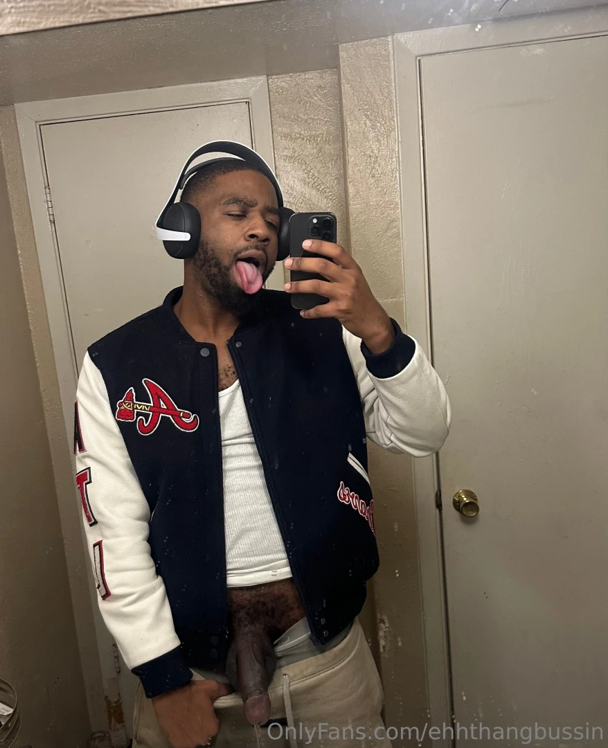 Where the gamer bros at send me yall psn s and what game yall wanna 