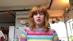 How to make a pop tart sandwich