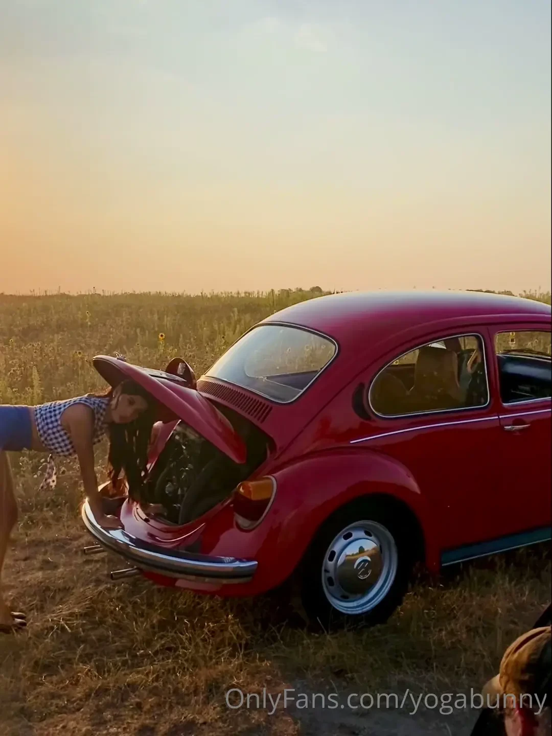 Behind the scenes of the car shoot 