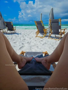 Some people claim that there s a woman to blame but i know it s my own