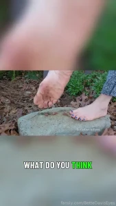 Whatcha think fyp footslave footmommy dirtyfeet dirtysoles scrunched