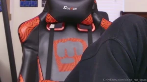 Dildo review 1 trying out my new thickest dildo i own pls enjoy me