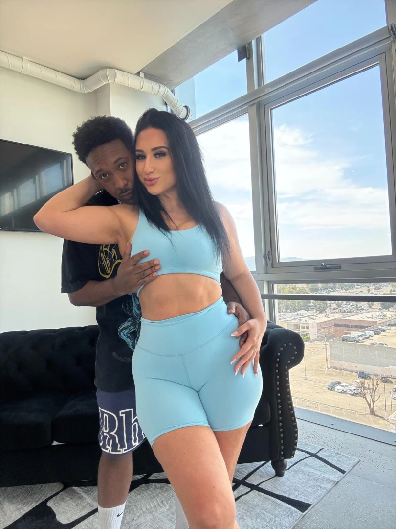 Dm me if you want to see our sloppy video together 