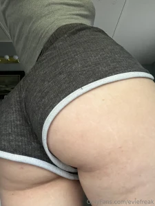 Would you leave handprints on my ass part 2