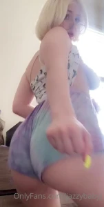 Let me dance on you i promise to get my cum stains on your pants