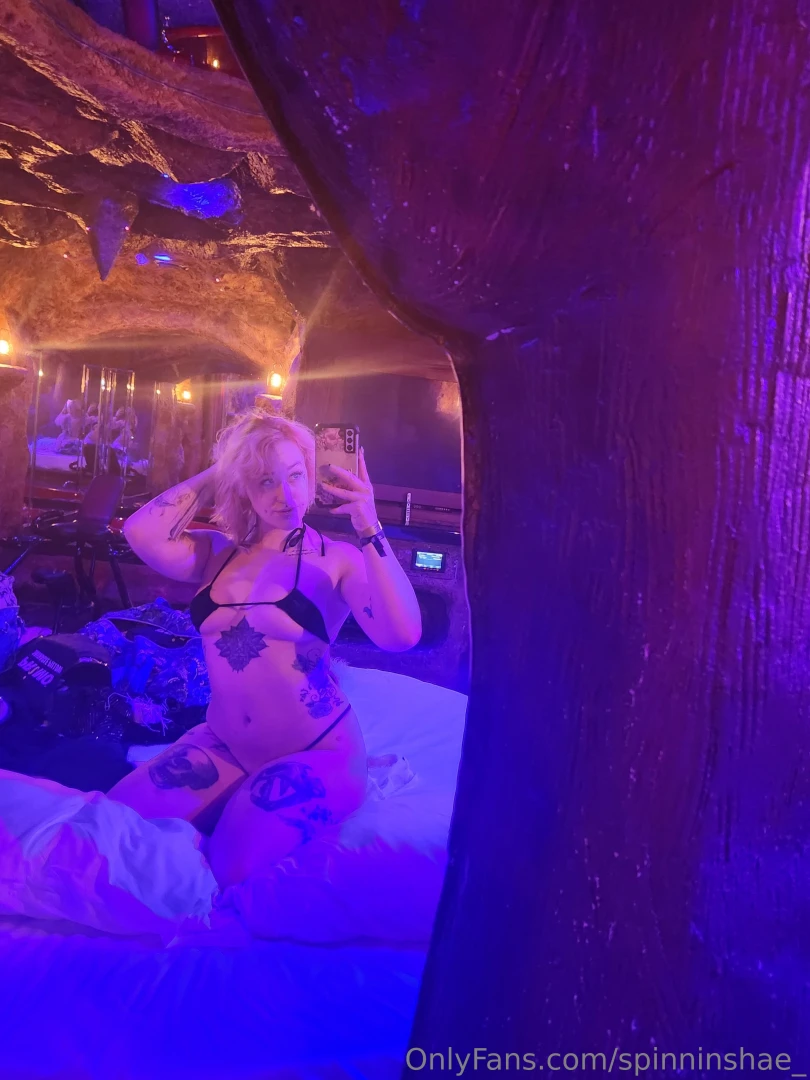 Throwback to renting a sex hotel room by myself imagine the things we part 3 