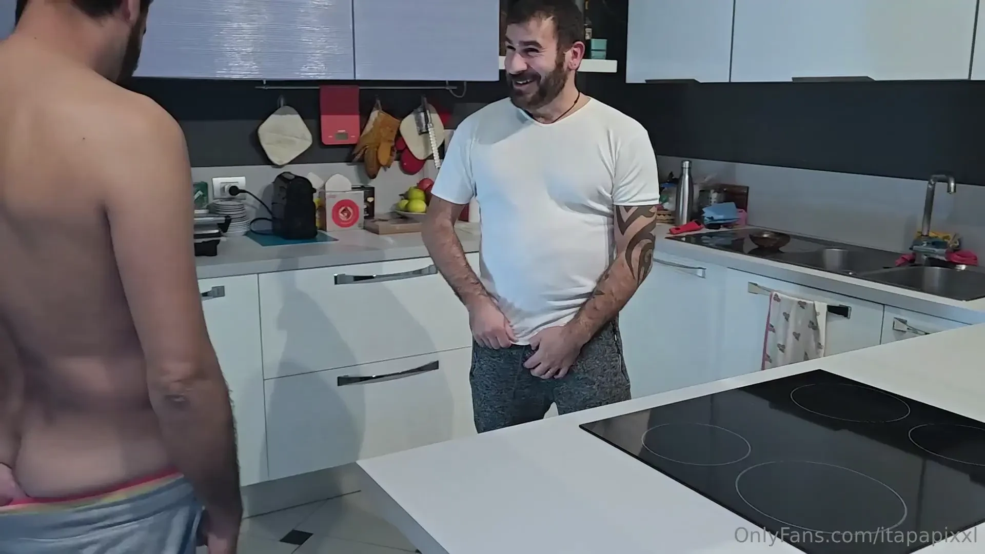 Episode 2 extra dirty load the repairman always knocks twice 