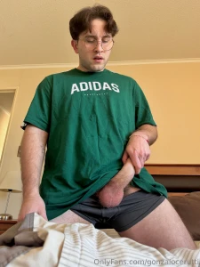 Estoy un poco desaparecido pero siempre con la verga bien dura part 3