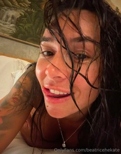 I added my spotify playlist on my bio and i know many of you part 1