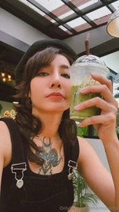 The world softens when i m alone like this my thoughts get gentler my