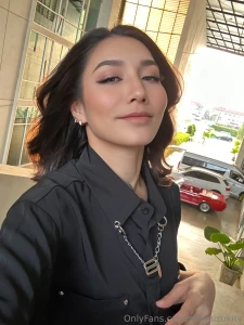 True beauty isn t just what you see in the mirror it s the kindness part 1