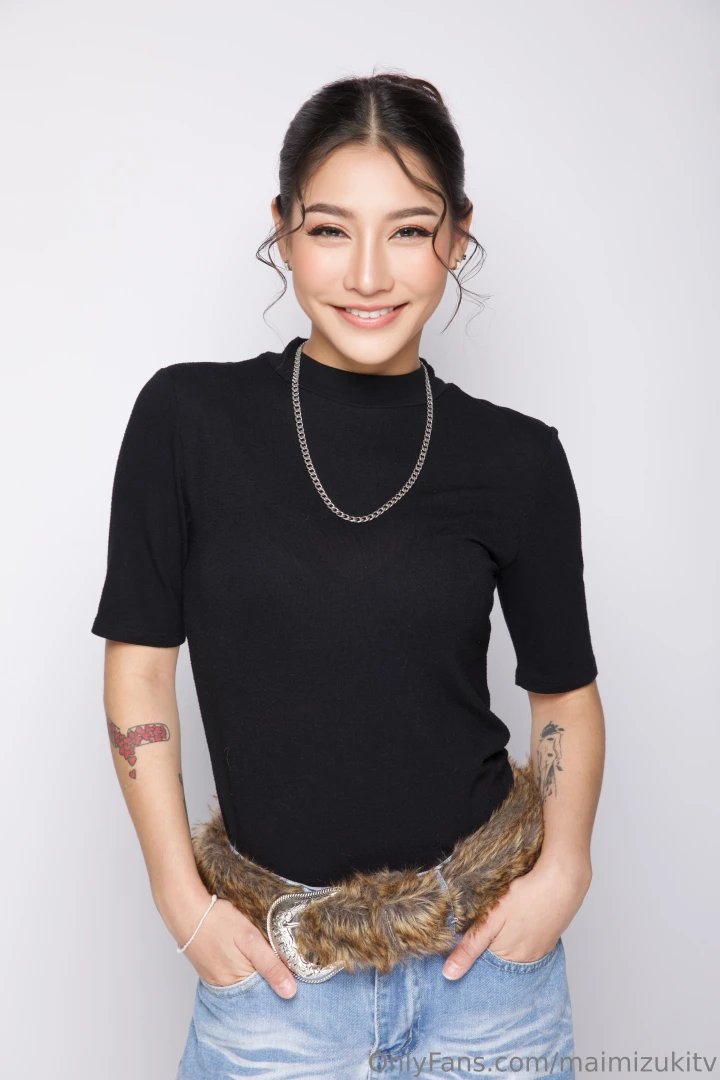 A confident woman does not have all the answers she trusts her 