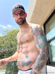 Wanna feel how thick i really am