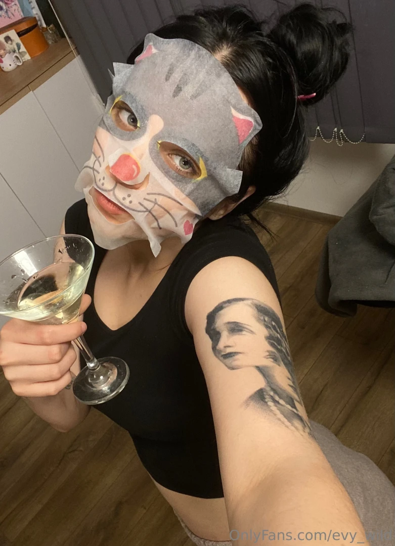 Just doing a little self-care step one doing something cute step two 