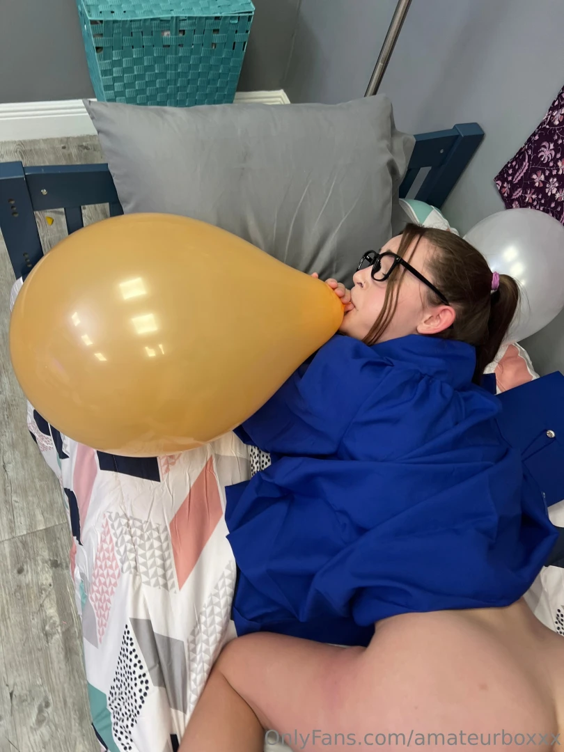 New virtual sex with juniper while she celebrates and blows up balloon 