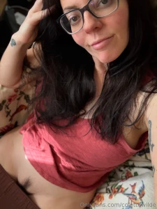 Quickie good morning from work hope you re having a great day